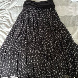 Lapis | S | Anthropologie | Maxi | Black/White | Paisley Pattern | A-Line | Full
